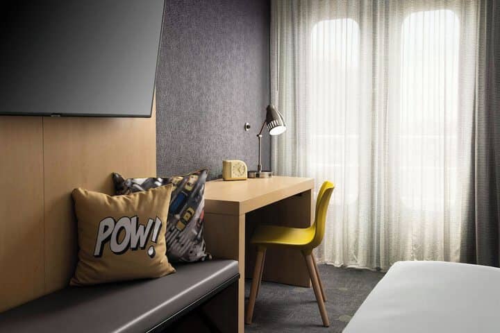 Room 8 of 48